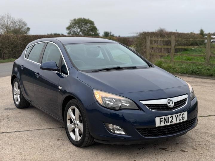 Vauxhall Astra 2.0 CDTi EcoFLEX SRi Euro 5 (s/s) 5dr