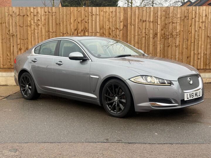 Jaguar XF 2.2d Premium Luxury Auto Euro 5 (s/s) 4dr