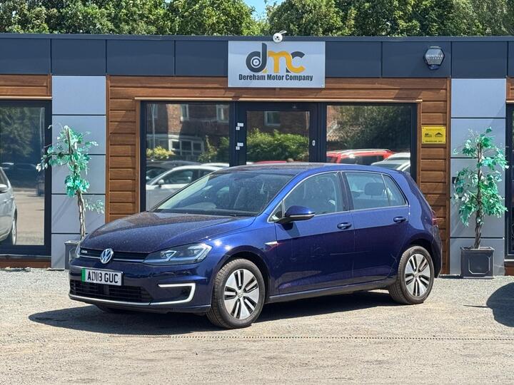 Volkswagen E-Golf 35.8kWh E-Golf Auto 5dr