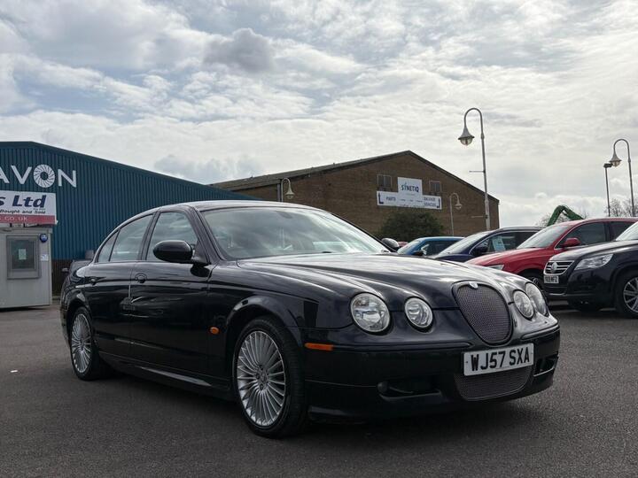 Jaguar S-Type 2.7d V6 XS 4dr Auto ++ LEATHER / SAT NAV / BLUETOOTH ++ Jaguar S-Type 2.7d V6 XS 4dr Auto ++ LEATHER / SAT NAV / BLUETOOTH ++