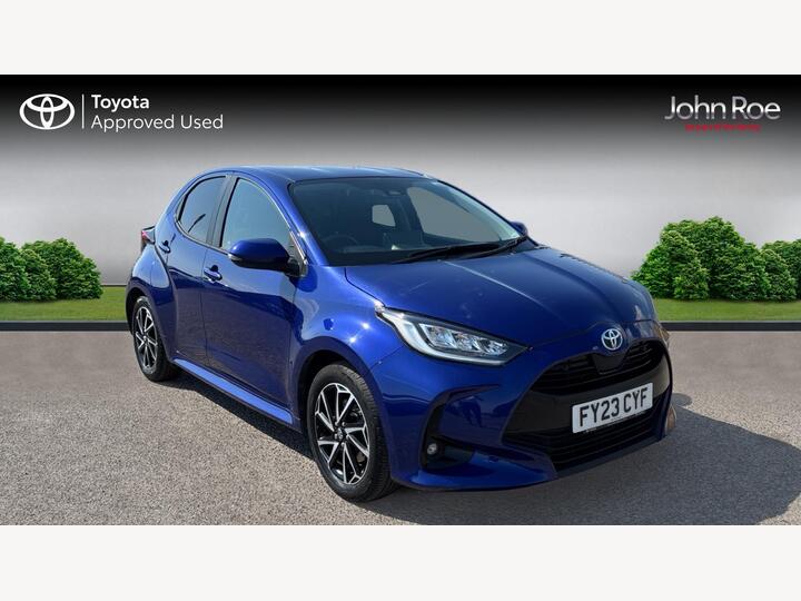 Toyota Yaris 1.5 VVT-h Design E-CVT Euro 6 (s/s) 5dr