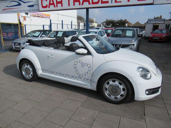 Volkswagen Beetle 1.2 TSI Design Cabriolet Euro 5 2dr