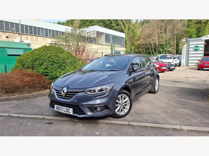 Renault Megane 1.2 TCe Dynamique Nav Euro 6 (s/s) 5dr Renault Megane 1.2 TCe Dynamique Nav Euro 6 (s/s) 5dr