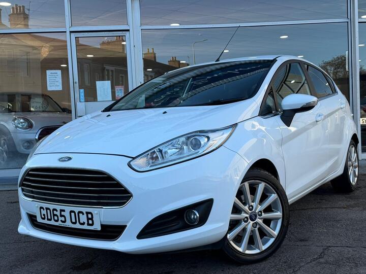 Ford Fiesta 1.0T EcoBoost Titanium Euro 6 (s/s) 5dr