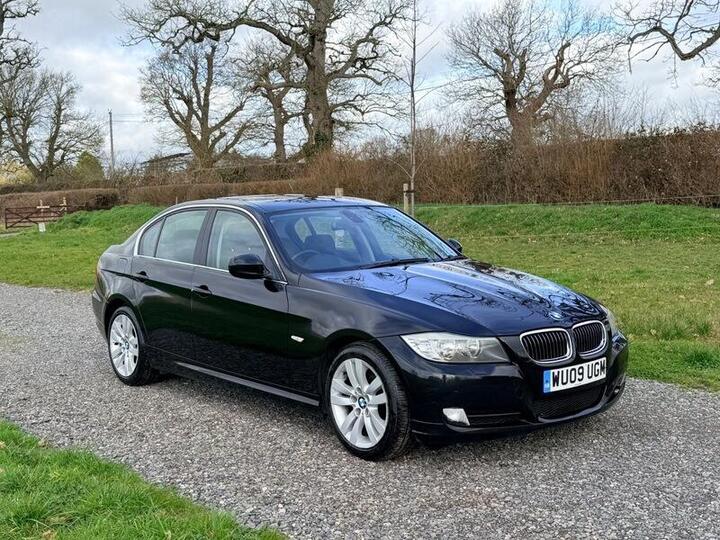 BMW 3 SERIES 3.0 330d SE Euro 5 4dr