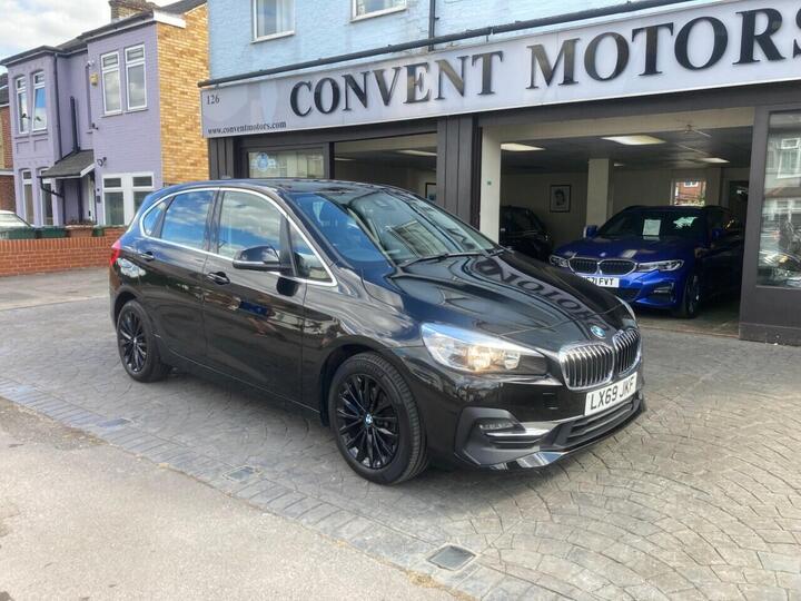 BMW 2 SERIES ACTIVE TOURER 2.0 220i GPF Luxury DCT Euro 6 (s/s) 5dr BMW 2 SERIES ACTIVE TOURER 2.0 220i GPF Luxury DCT Euro 6 (s/s) 5dr