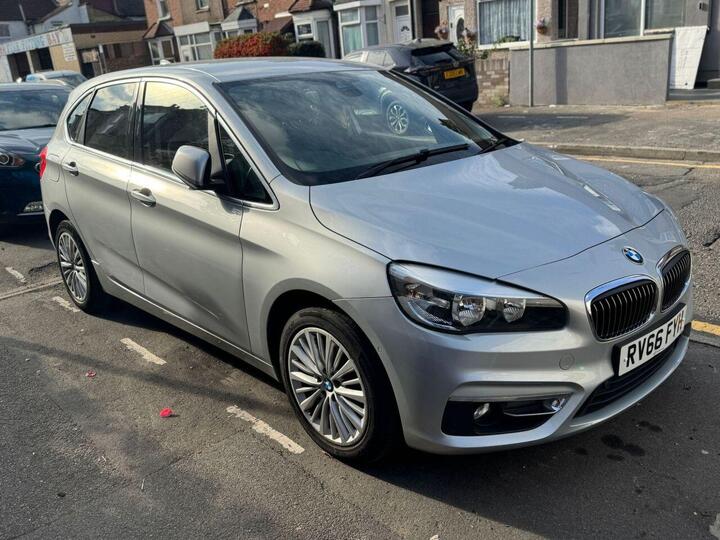 BMW 2 SERIES ACTIVE TOURER 2.0 225i Luxury Auto XDrive Euro 6 (s/s) 5dr BMW 2 SERIES ACTIVE TOURER 2.0 225i Luxury Auto XDrive Euro 6 (s/s) 5dr