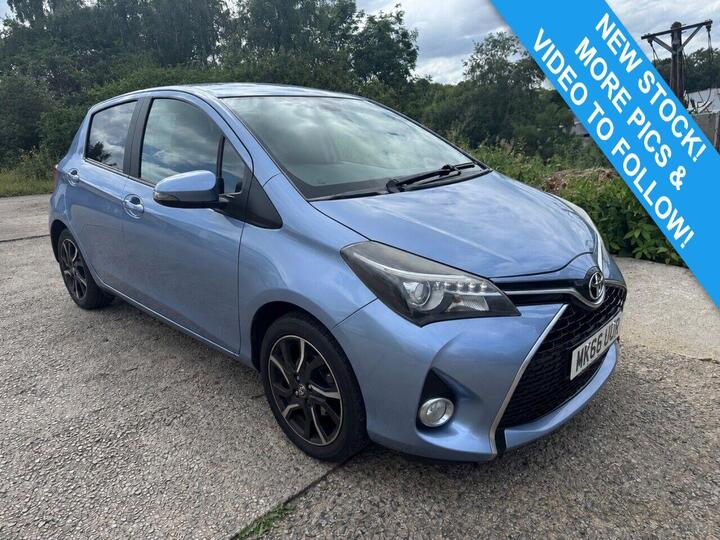 Toyota YARIS 1.33 Dual VVT-i Design Euro 6 5dr