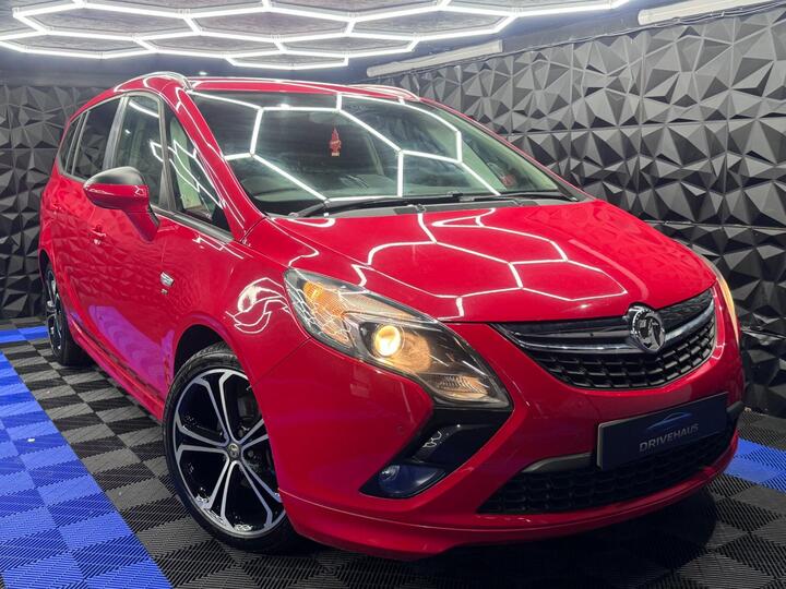 Vauxhall Zafira Tourer 1.6 CDTi EcoFLEX SRi Euro 6 (s/s) 5dr Vauxhall Zafira Tourer 1.6 CDTi EcoFLEX SRi Euro 6 (s/s) 5dr