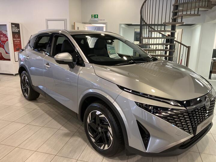 Nissan QASHQAI 1.3 DIG-T MHEV N-Connecta Euro 6 (s/s) 5dr