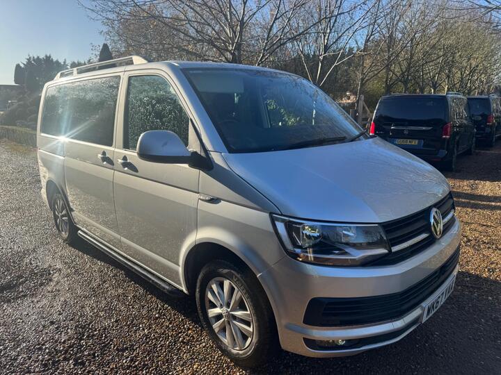 Volkswagen Caravelle 2.0 TSI BlueMotion Tech Executive Euro 6 (s/s) 5dr Volkswagen Caravelle 2.0 TSI BlueMotion Tech Executive Euro 6 (s/s) 5dr