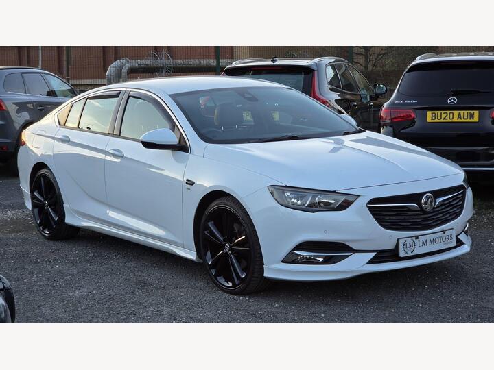 Vauxhall Insignia 2.0 Turbo D BlueInjection SRi VX Line Nav Grand Sport Euro 6 (s/s) 5dr Vauxhall Insignia 2.0 Turbo D BlueInjection SRi VX Line Nav Grand Sport Euro 6 (s/s) 5dr