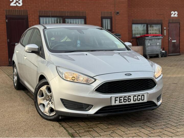 Ford Focus 1.0T EcoBoost 99g Style Euro 6 (s/s) 5dr
