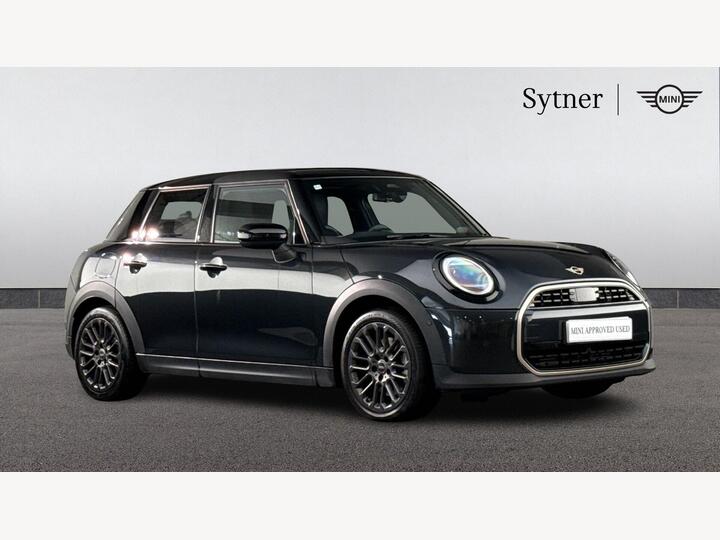 MINI Hatch 1.5C Exclusive Steptronic Euro 6 (s/s) 5dr