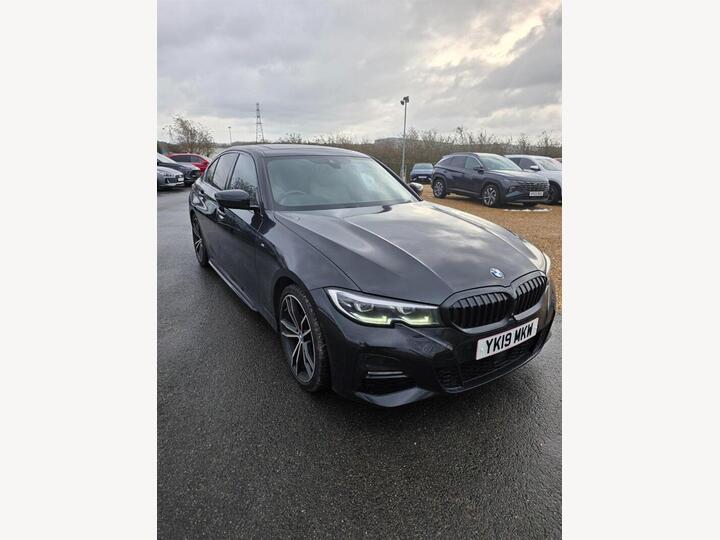 BMW 3 Series 2.0 320d M Sport Auto XDrive Euro 6 (s/s) 4dr BMW 3 Series 2.0 320d M Sport Auto XDrive Euro 6 (s/s) 4dr