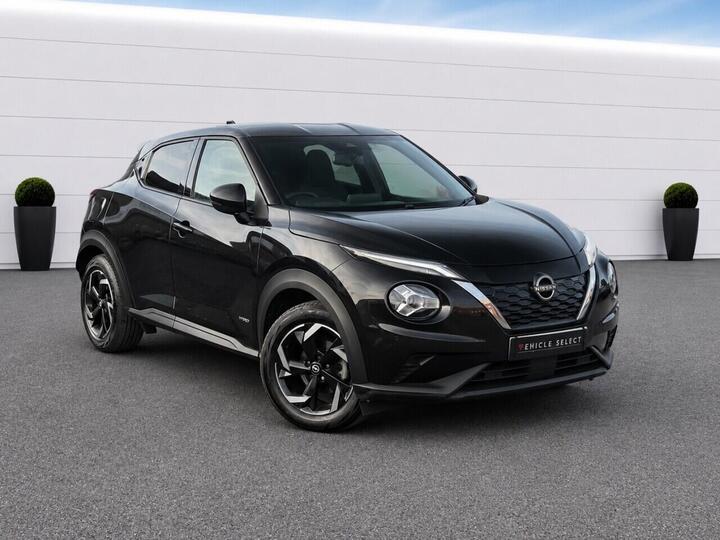Nissan JUKE 1.6 N-Connecta Auto Euro 6 5dr
