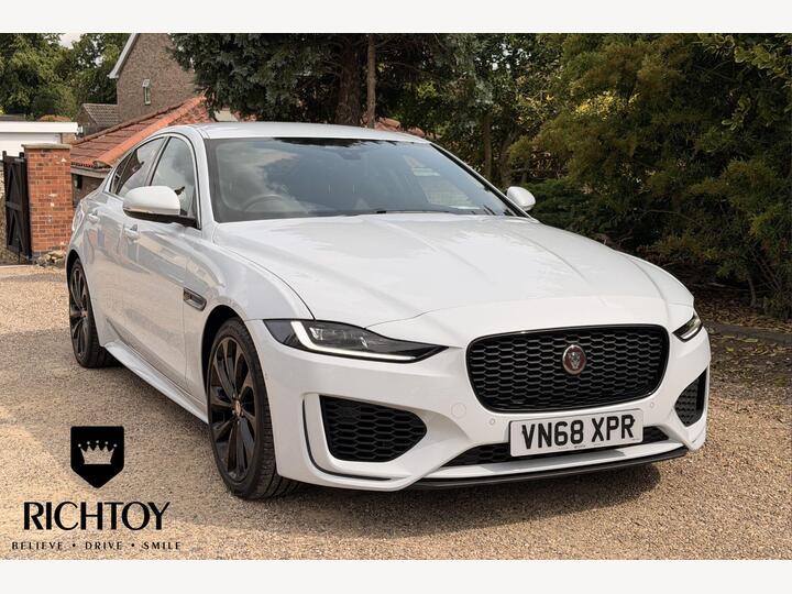 Jaguar XE 2.0 D180 R-Dynamic HSE Auto Euro 6 (s/s) 4dr