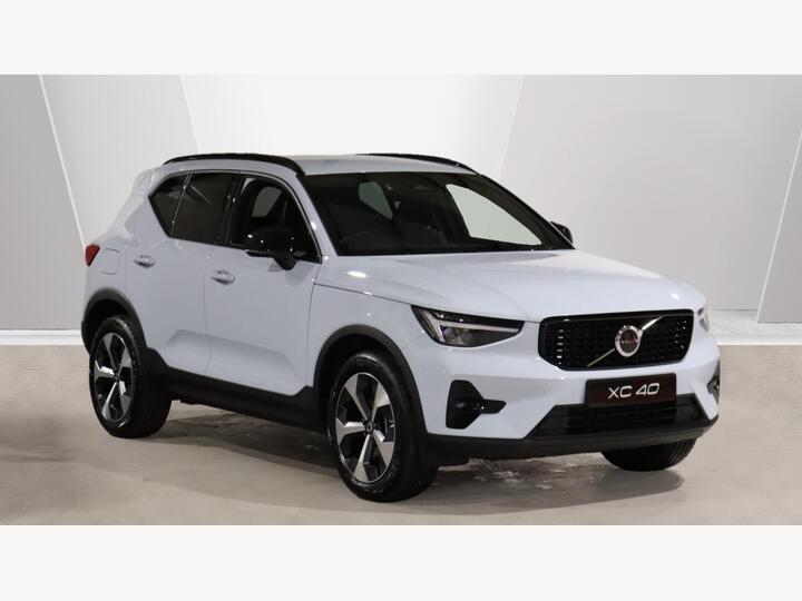 Volvo XC40 2.0 B4 MHEV Plus DCT Auto Euro 6 (s/s) 5dr