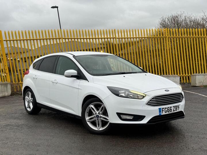 Ford Focus 1.0T EcoBoost Zetec Euro 6 (s/s) 5dr