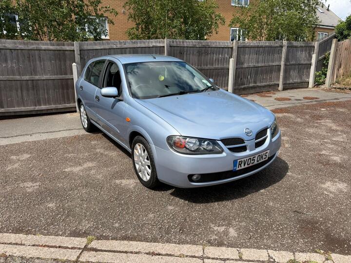 Nissan Almera 1.5 SE 5dr Nissan Almera 1.5 SE 5dr