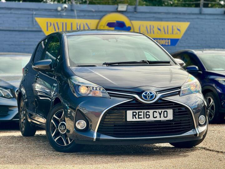 Toyota Yaris 1.5 VVT-h Excel E-CVT Euro 6 5dr (Safety Sense, 15in)