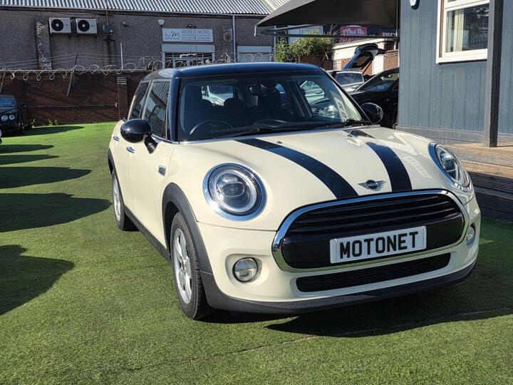 MINI HATCH 1.5 Cooper Steptronic Euro 6 (s/s) 5dr