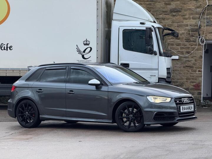 Audi S3 2.0 TFSI Sportback S Tronic Quattro Euro 6 (s/s) 5dr (Nav)