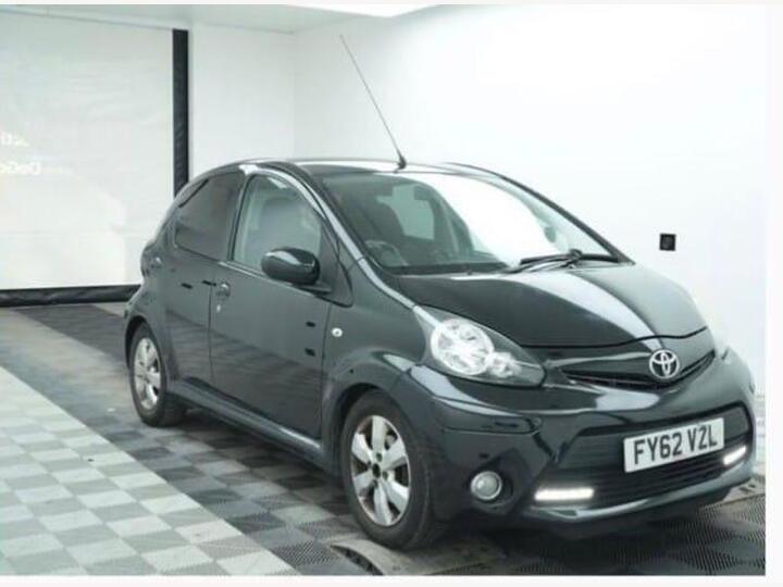 Toyota AYGO 1.0 VVT-i Fire Euro 5 5dr