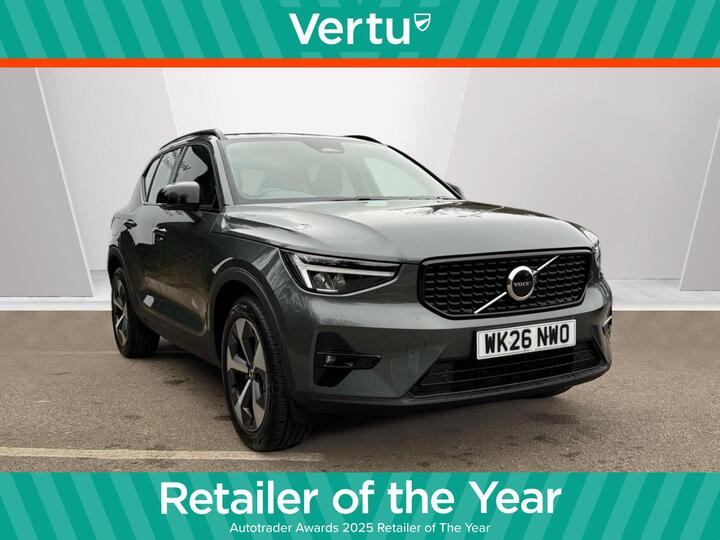 Volvo XC40 2.0 B3 MHEV Plus Dark DCT Auto Euro 6 (s/s) 5dr