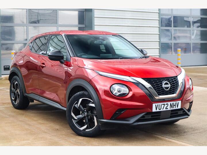 Nissan Juke 1.0 DIG-T N-Connecta Euro 6 (s/s) 5dr Nissan Juke 1.0 DIG-T N-Connecta Euro 6 (s/s) 5dr