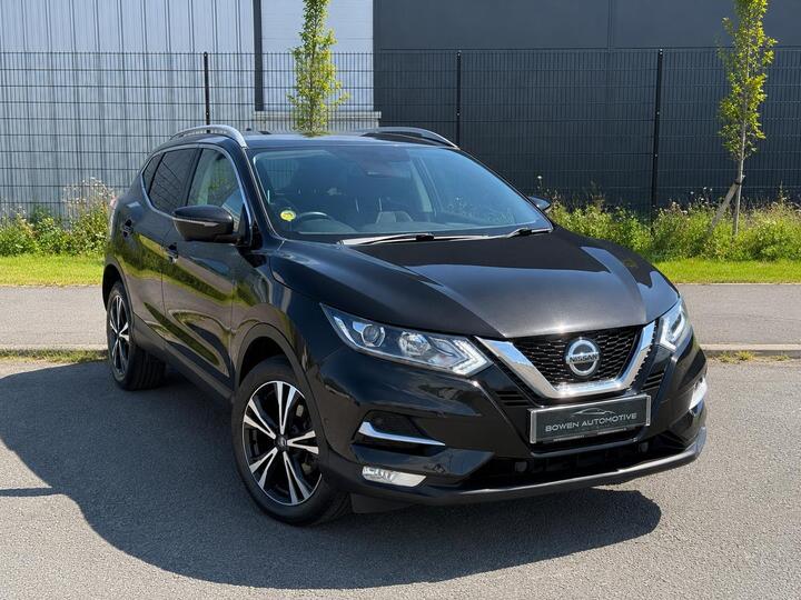 Nissan QASHQAI 1.3 DIG-T N-Connecta Euro 6 (s/s) 5dr