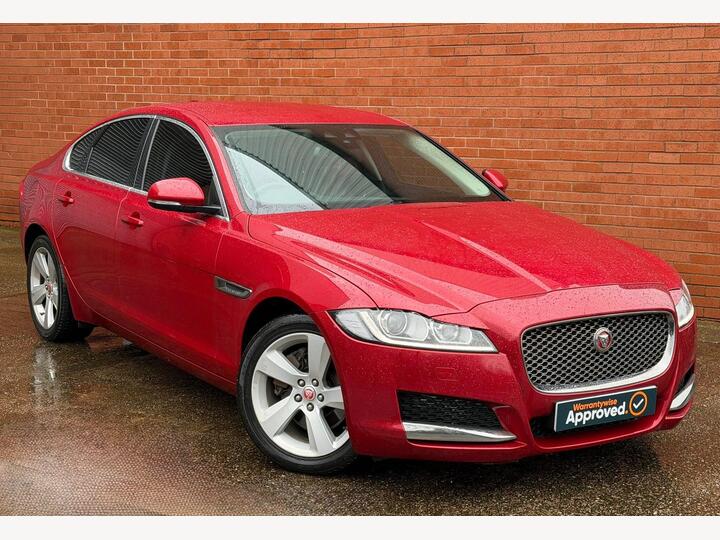 Jaguar XF 2.0d Portfolio Auto Euro 6 (s/s) 4dr