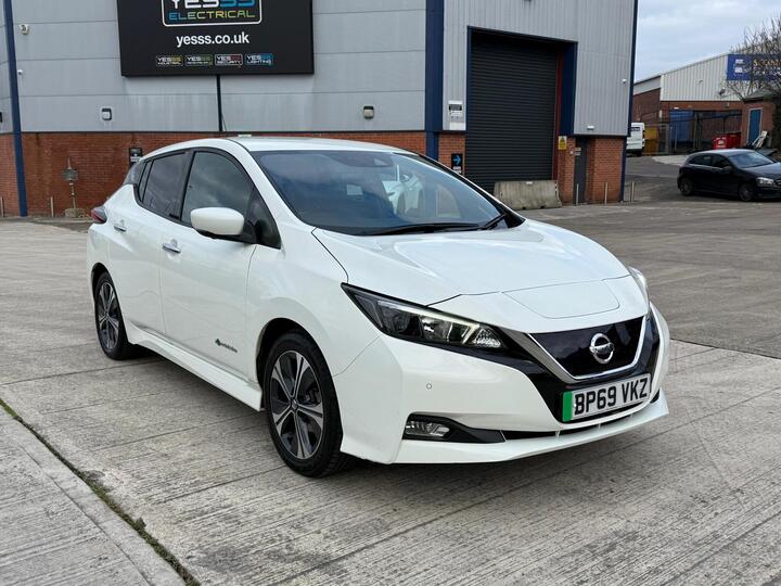 Nissan Leaf 40kWh N-Connecta Auto 5dr