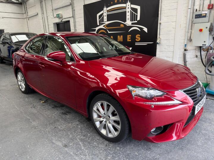 Lexus IS 2.5 300h Executive Edition E-CVT Euro 5 (s/s) 4dr