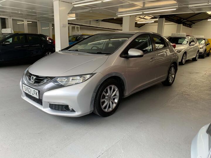 Honda Civic 1.8 I-VTEC ES Euro 5 (s/s) 5dr