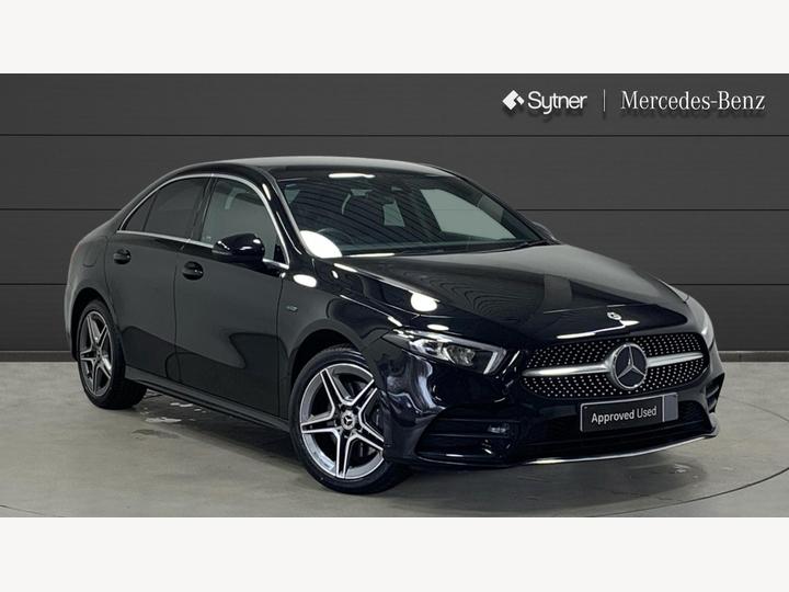 Mercedes-Benz A CLASS 1.3 A250e 15.6kWh AMG Line 8G-DCT Euro 6 (s/s) 4dr