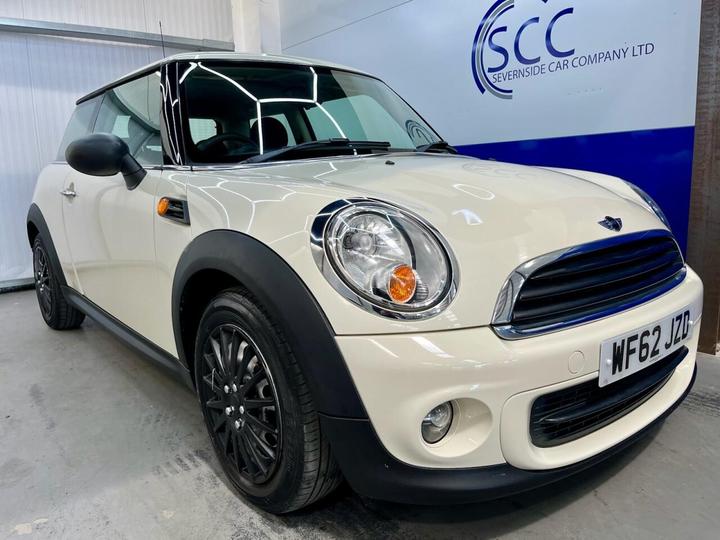 MINI HATCH FIRST 1.6 First Euro 5 3dr