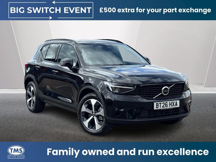 Volvo XC40 2.0 B3 MHEV Plus Dark DCT Auto Euro 6 (s/s) 5dr