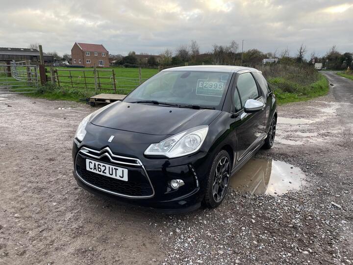 Citroen DS3 1.6 E-HDi Airdream DSport Plus Euro 5 (s/s) 3dr Citroen DS3 1.6 E-HDi Airdream DSport Plus Euro 5 (s/s) 3dr