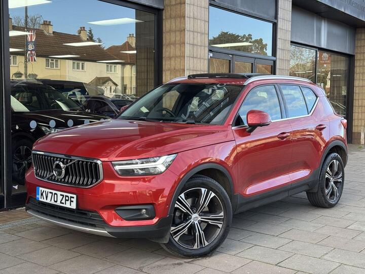 Volvo XC40 2.0 B4 MHEV Inscription Pro Auto Euro 6 (s/s) 5dr