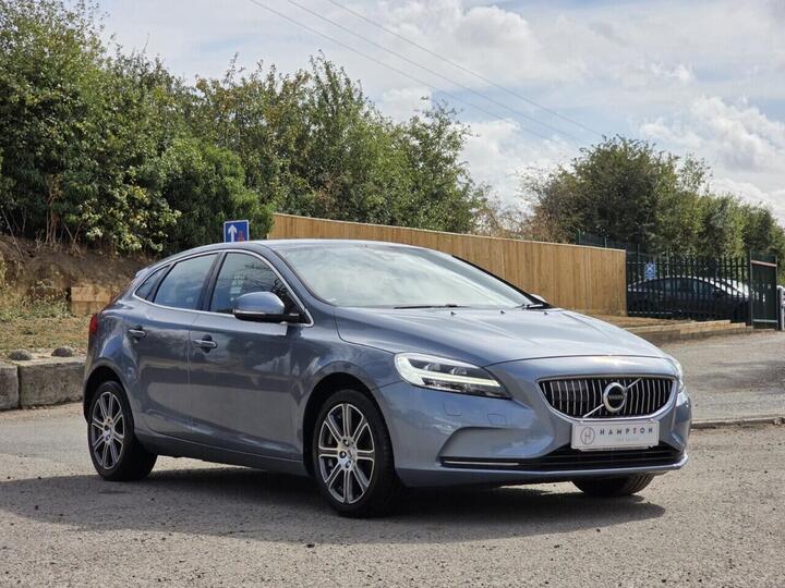 Volvo V40 2.0 D2 Inscription Euro 6 (s/s) 5dr