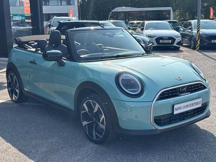 MINI Cooper Convertible 2.0S Exclusive Steptronic Euro 6 (s/s) 2dr