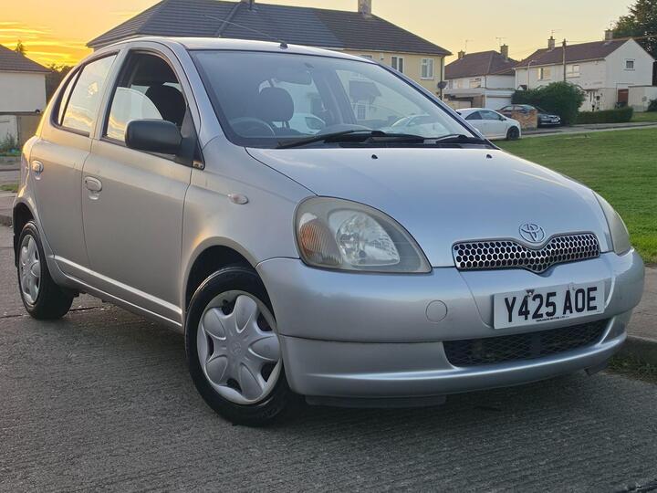 Toyota Yaris 1.0 VVT-i 16v GLS 5dr