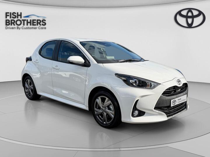 Toyota Yaris 1.5 VVT-h Icon E-CVT Euro 6 (s/s) 5dr