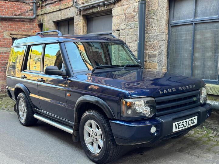 Land Rover Discovery 2.5 TD5 GS Station Wagon 5dr (7 Seats) Land Rover Discovery 2.5 TD5 GS Station Wagon 5dr (7 Seats)