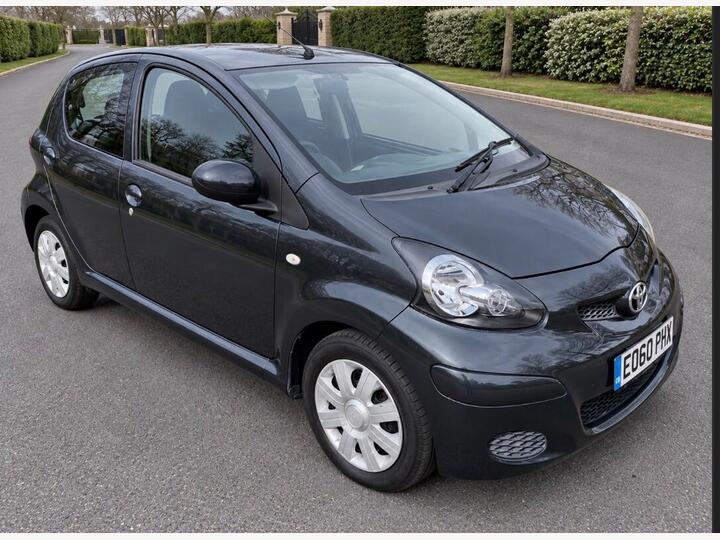 Toyota AYGO 1.0 VVT-i + MultiMode Euro 5 5dr