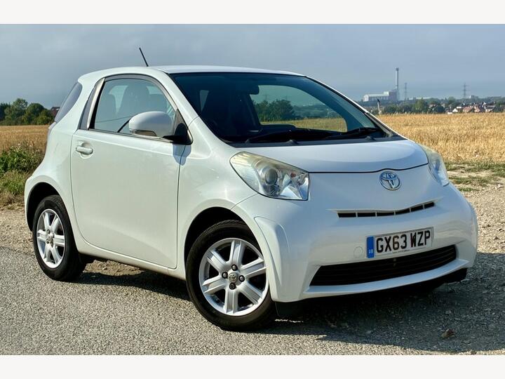 Toyota IQ 1.0 VVT-i Euro 5 3dr