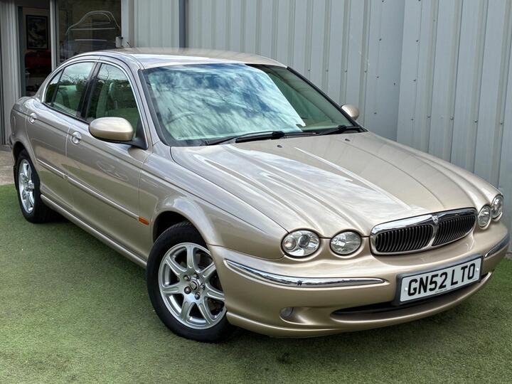 Jaguar X-Type 2.1 V6 SE 4dr Jaguar X-Type 2.1 V6 SE 4dr