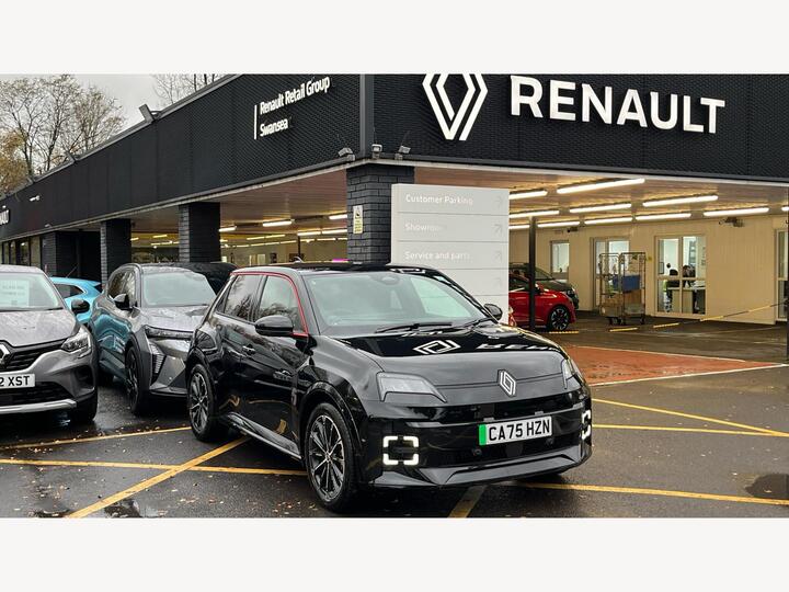 Renault Renault 5 Urban Range 40kWh Iconic Five Auto 5dr