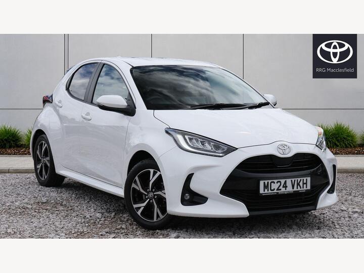Toyota Yaris 1.5 VVT-h Design E-CVT Euro 6 (s/s) 5dr